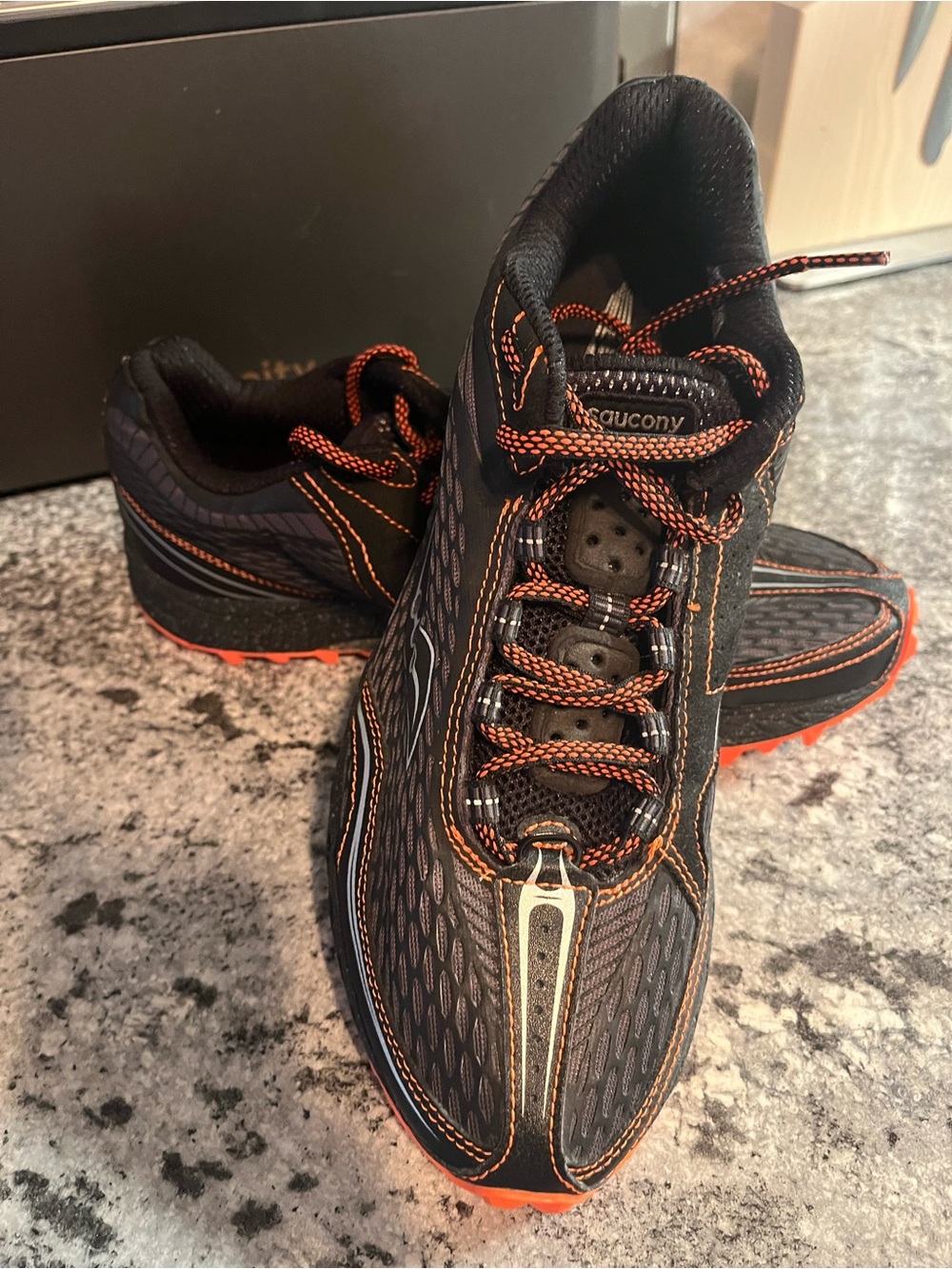 Saucony Peregrine ProGrid Womens 8.5  Trail Running Shoes Black/Orange